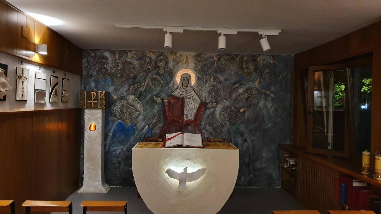 Wieczernik Dom Rekolekcyjny Ksiezy Pallotynow Swieta Katarzyna  Exterior foto