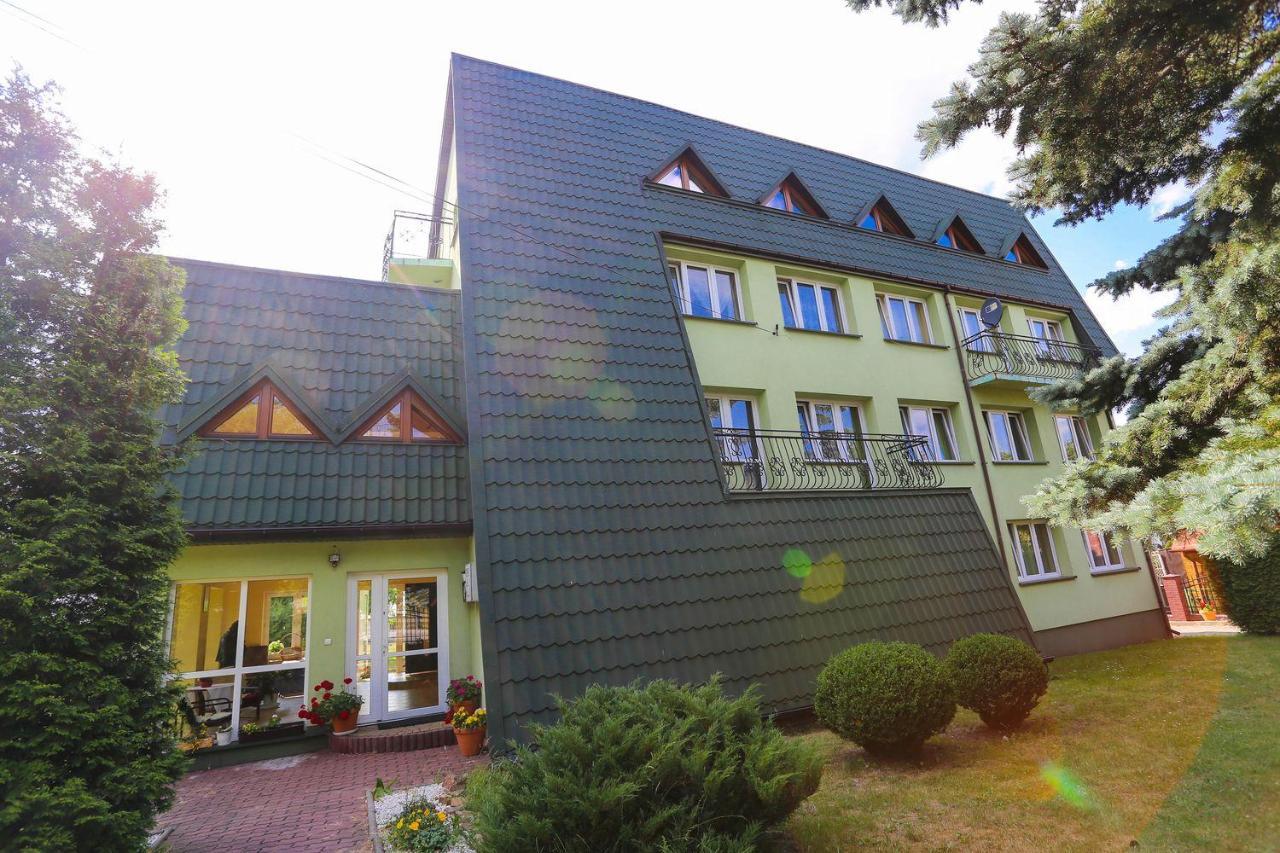 Wieczernik Dom Rekolekcyjny Ksiezy Pallotynow Swieta Katarzyna  Exterior foto